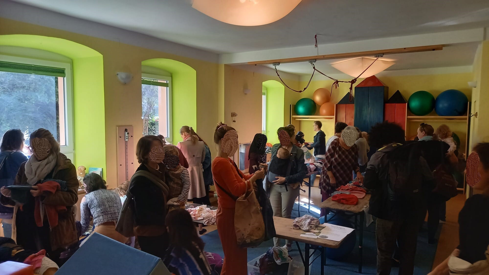 Sie betrachten gerade 7. Tauschparty für Kinderkleidung in Innsbruck