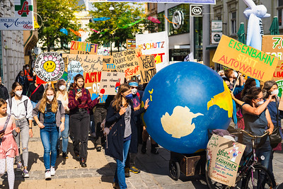Read more about the article Erster großer Klimastreik in St. Pölten
