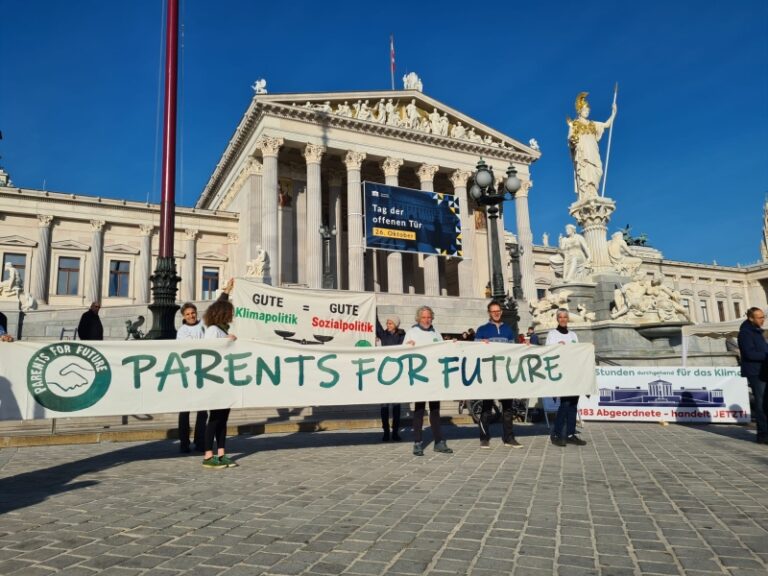 Read more about the article 183 Stunden durchgehend für das Klima / 183 Abgeordnete – handelt JETZT! (21.-28.10.2023)